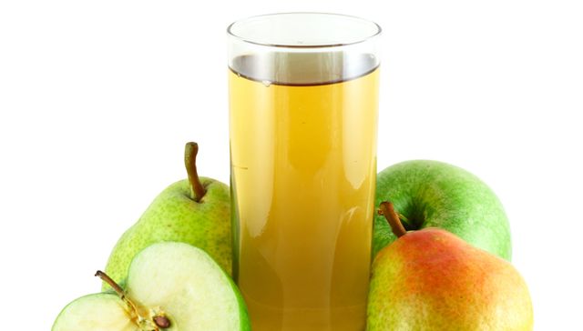 Свежевыжатый яблочно-айвовый сок